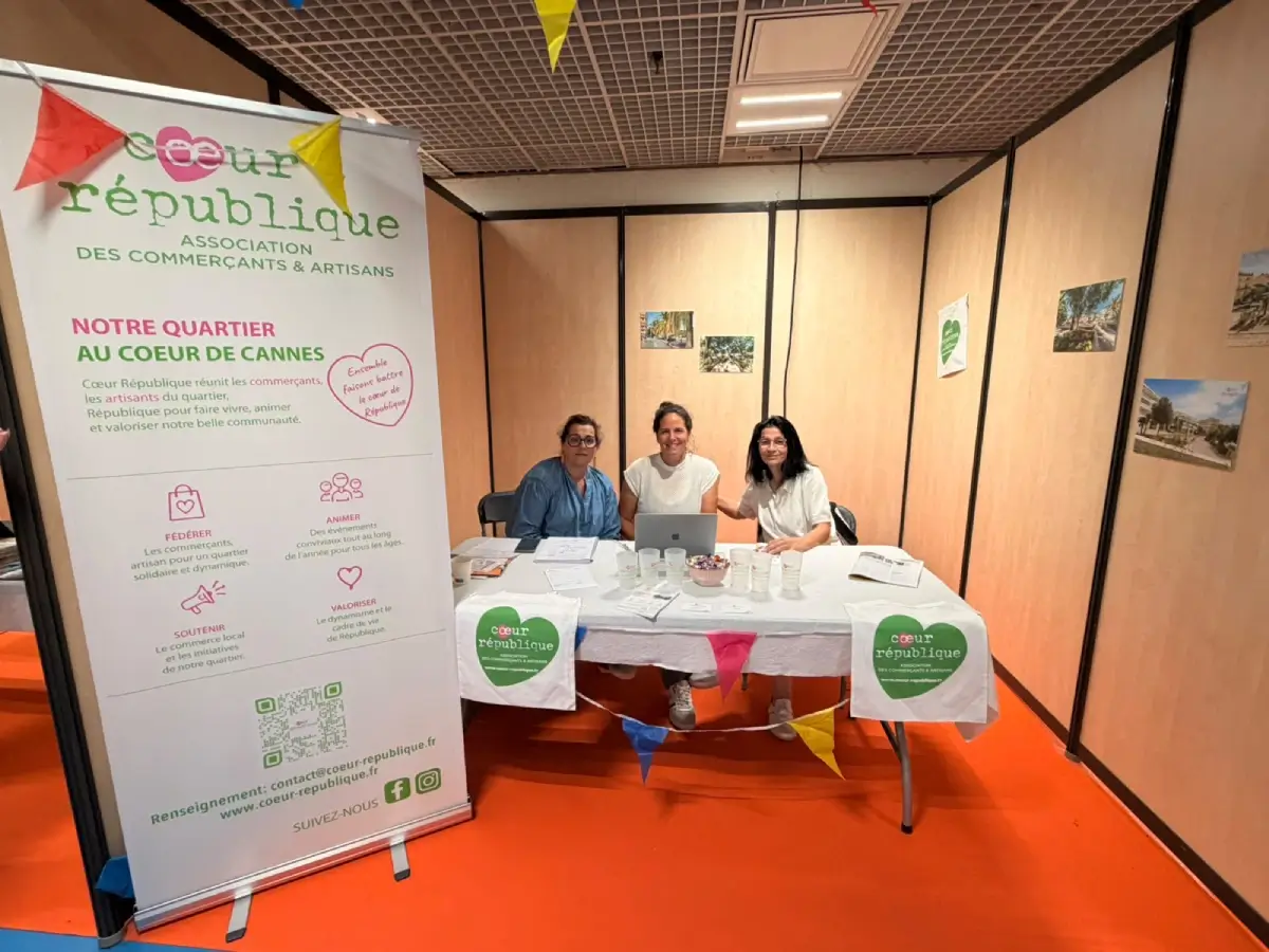 Stand Cœur République à Viva Associations Cannes